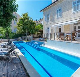 4 Bedroom Villa with Pool in Dubrovnik City, sleeps 8